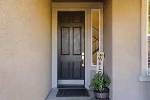 519 Borders Ct, El Dorado Hills, CA 95762 - Photo 4