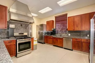 7540 Abbey, Elk Grove, CA 95757 - Photo 42