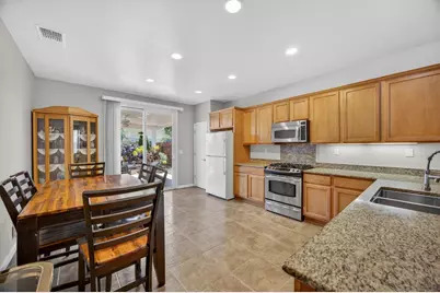 7540 Abbey, Elk Grove, CA 95757 - Photo 10