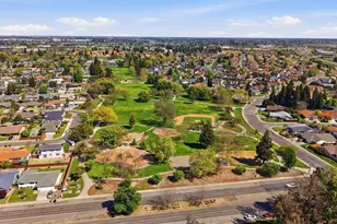 8237 Center Pkwy, Sacramento, CA 95823 - Photo 28