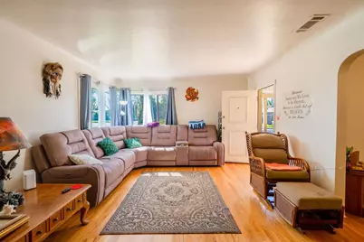 915 La Loma Avenue, Modesto, CA 95354 - Photo 8