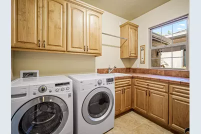 1281 Terracina Drive, El Dorado Hills, CA 95762 - Photo 56