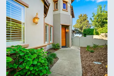 524 Silvaner Court, El Dorado Hills, CA 95762 - Photo 4