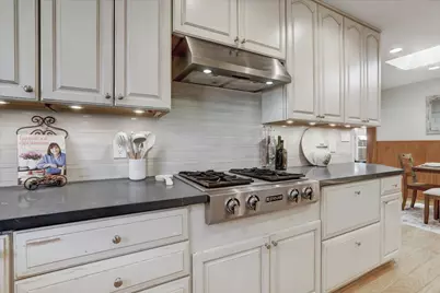 19355 Santa Maria Avenue, Castro Valley, CA 94546 - Photo 24