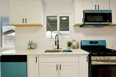 731 Loretta Court, Stockton, CA 95207 - Photo 12