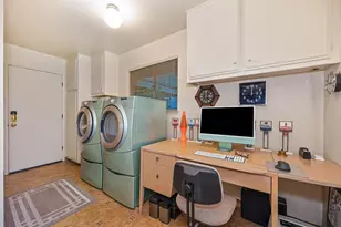 49 Saratoga Cir, Sacramento, CA 95864 - Photo 18