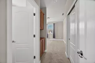 9765 Caneria Way, Elk Grove, CA 95757 - Photo 38