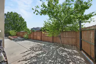 9765 Caneria Way, Elk Grove, CA 95757 - Photo 62