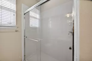 9765 Caneria Way, Elk Grove, CA 95757 - Photo 40