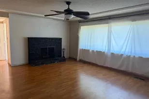 9497 Sara St, Elk Grove, CA 95624 - Photo 10