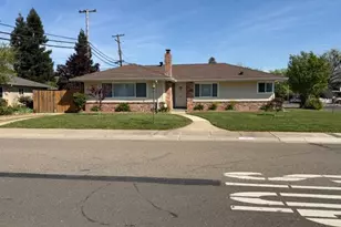 9497 Sara St, Elk Grove, CA 95624 - Photo 6