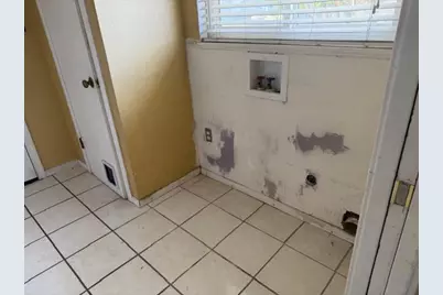 9497 Sara Street, Elk Grove, CA 95624 - Photo 20