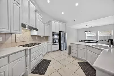 712 Parkridge Drive, Galt, CA 95632 - Photo 20