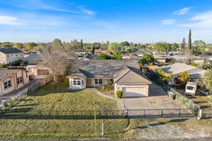 2721 Lock Ave, Sacramento, CA 95822 - Photo 36