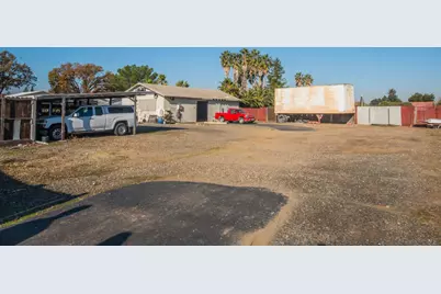 5025 El Paraiso Avenue, Sacramento, CA 95824 - Photo 28