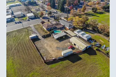 5025 El Paraiso Avenue, Sacramento, CA 95824 - Photo 16