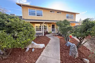 494 Surrey Ct, Murphys, CA 95247 - Photo 2