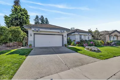 7608 Mendham Court, Elk Grove, CA 95758 - Photo 2