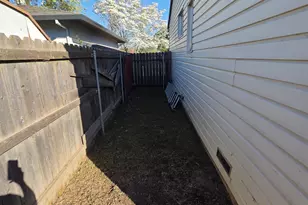 2100 Farnsworth Way, Rancho Cordova, CA 95670 - Photo 56