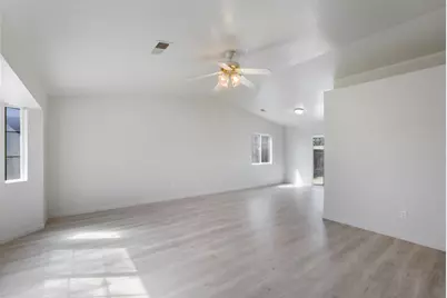 557 Monique Street, Merced, CA 95341 - Photo 6