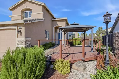748 Swallowview Court, Lincoln, CA 95648 - Photo 2