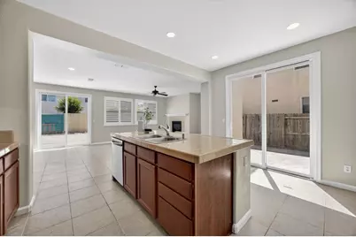 561 Greg Thatch Circle, Sacramento, CA 95835 - Photo 10