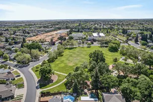 6406 Kilbeggan Way, Elk Grove, CA 95758 - Photo 38