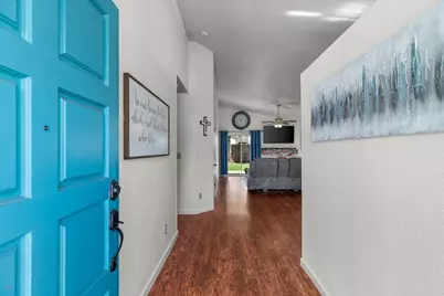 3805 Ellenboro Avenue, Modesto, CA 95357 - Photo 6