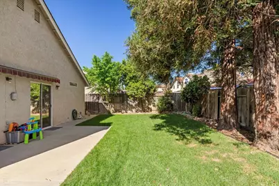 3805 Ellenboro Avenue, Modesto, CA 95357 - Photo 30
