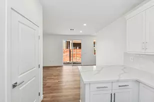 6441 Ventris Walk, Sacramento, CA 95823 - Photo 16