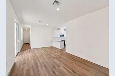 6441 Ventris Walk, Sacramento, CA 95823 - Photo 8