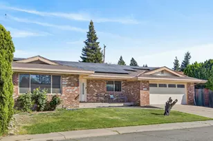 1521 Peach Tree Ln, Yuba City, CA 95993 - Photo 2