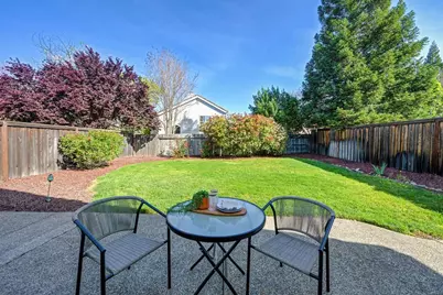 225 Rochelle Court, Roseville, CA 95661 - Photo 10