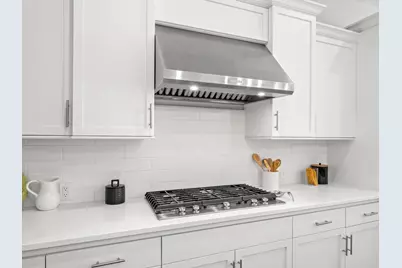 1734 N Park Avenue, Clovis, CA 93619 - Photo 46