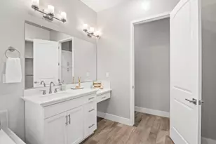 1734 N Pk Ave, Clovis, CA 93619 - Photo 28