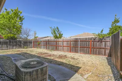 1839 Dawnelle Way, Sacramento, CA 95835 - Photo 8