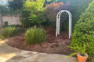 2064 Ranch Bluff Way, El Dorado Hills, CA 95762 - Photo 22