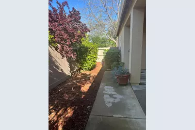2064 Ranch Bluff Way, El Dorado Hills, CA 95762 - Photo 26
