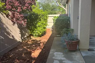 2064 Ranch Bluff Way, El Dorado Hills, CA 95762 - Photo 26