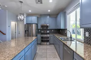 3258 Farleton Ln, Roseville, CA 95747 - Photo 12