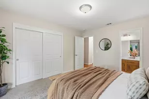 5209 Glide Dr, Davis, CA 95618 - Photo 10