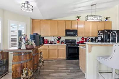 1029 Chenin Blanc Street, Los Banos, CA 93635 - Photo 12