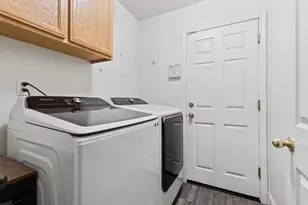 1029 Chenin Blanc St, Los Banos, CA 93635 - Photo 24