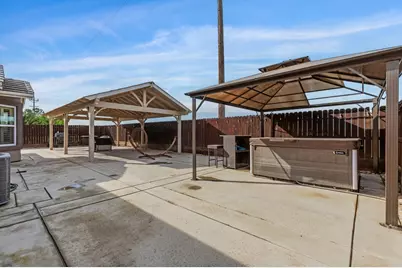 1029 Chenin Blanc Street, Los Banos, CA 93635 - Photo 28