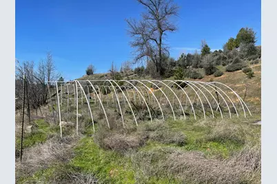 7602 Old Emigrant Trail W, Mountain Ranch, CA 95246 - Photo 20