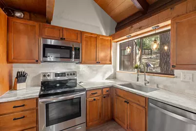 6031 Mill Camp #31, Truckee, CA 96161 - Photo 2