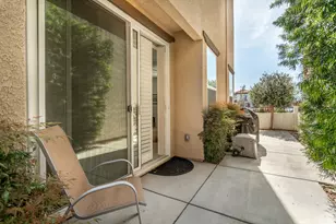 1041 Essington Ln, Roseville, CA 95747 - Photo 6