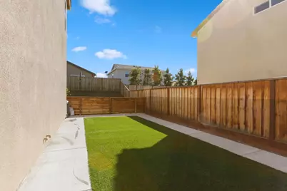 2051 Camden Street, Hollister, CA 95023 - Photo 28