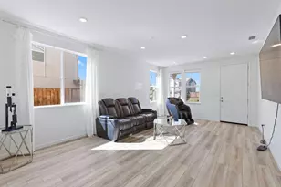 2051 Camden St, Hollister, CA 95023 - Photo 4