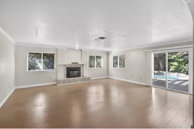 9184 Condesa Drive, Sacramento, CA 95826 - Photo 10